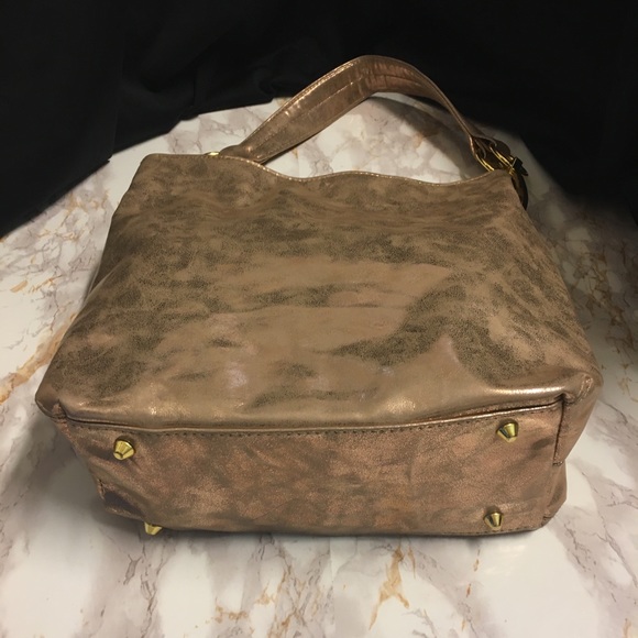 Purse with Gold Metal - Picture 3 of 10